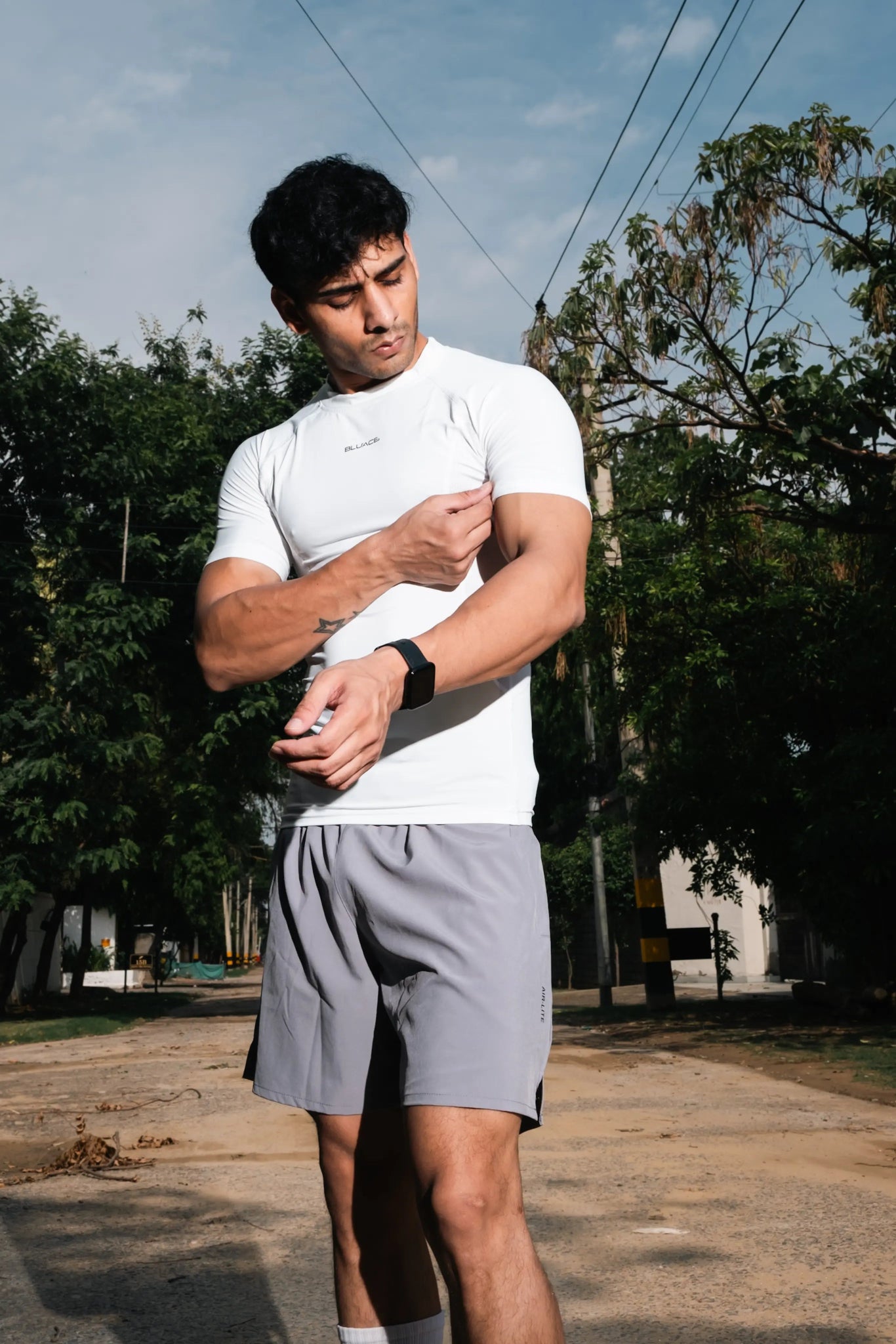 THE HYPERSKIN Compression Tee - White - Bluace.in